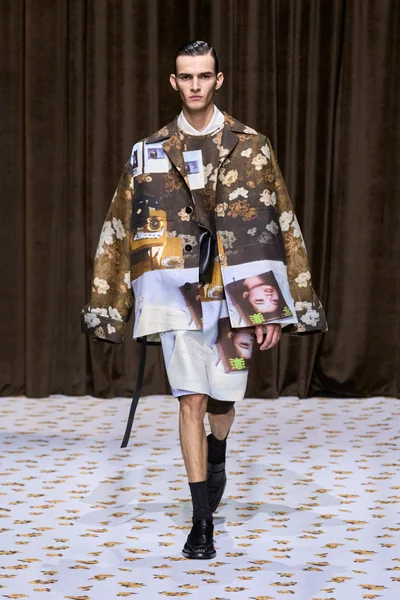 Look 59